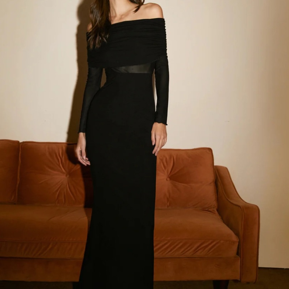 Maxi long sleeve dress